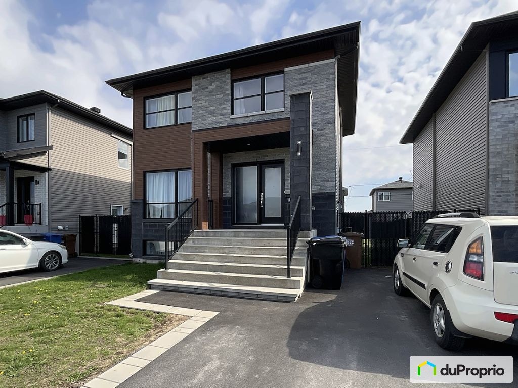 $580,000 - 2 Storey for sale in Contrecoeur — photo 2