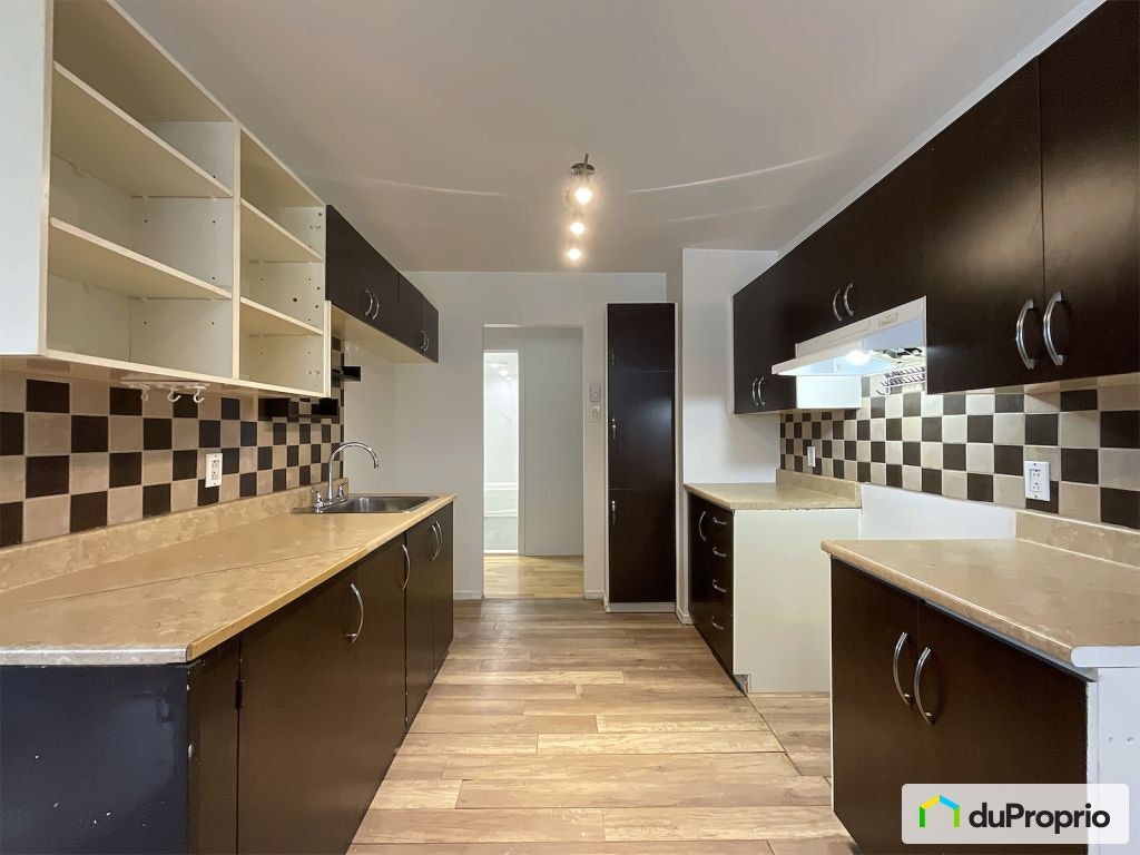 $259,000 - Condominium in Pointe-Aux-Trembles / East Montreal — photo 3