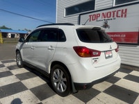 A practical compact SUV with sporty styling, available all-wheel-drive capability, and modern conven... (image 5)