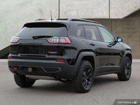 Come see this 2021 Jeep Cherokee Trailhawk Elite before someone takes it home! This Cherokee Trailha... (image 4)