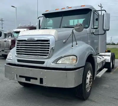 2007 Freightliner CL120 -CAT C13 -18 Speed Transmission -12.5K Front Axle -46K Rear Axles with Lock...