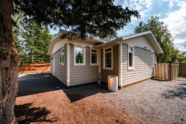Welcome to 116 Lowell St in Haines Junction - Felix Robitaille ®63849108347779123