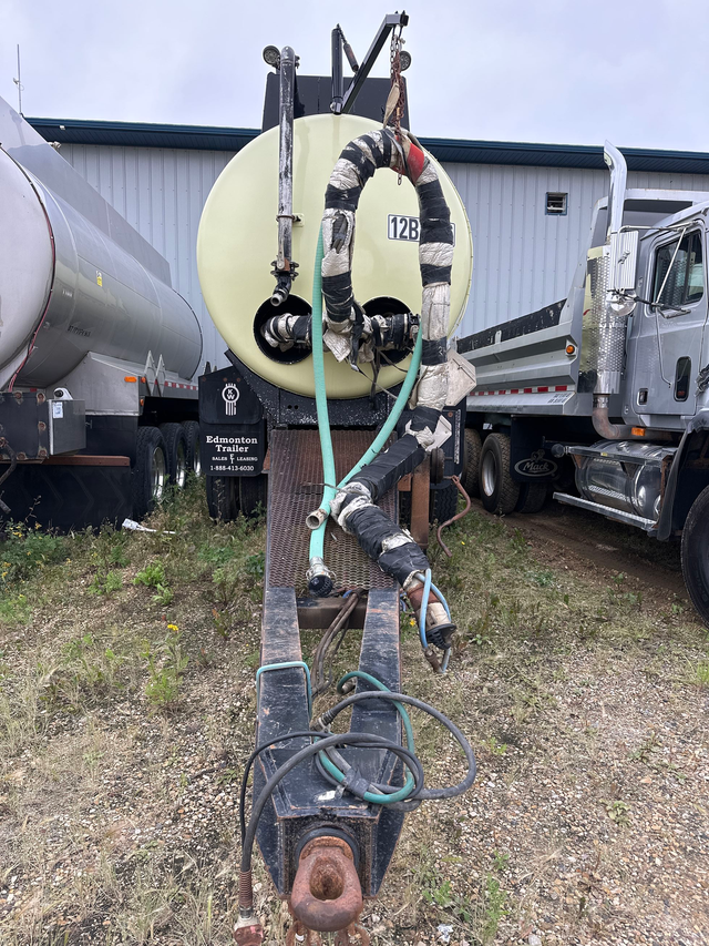 Tank Trailer in Heavy Equipment in St. Albert - Image 7