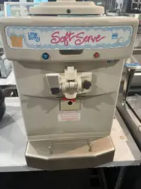 Taylor Soft Serve Frozen Yogurt Machine