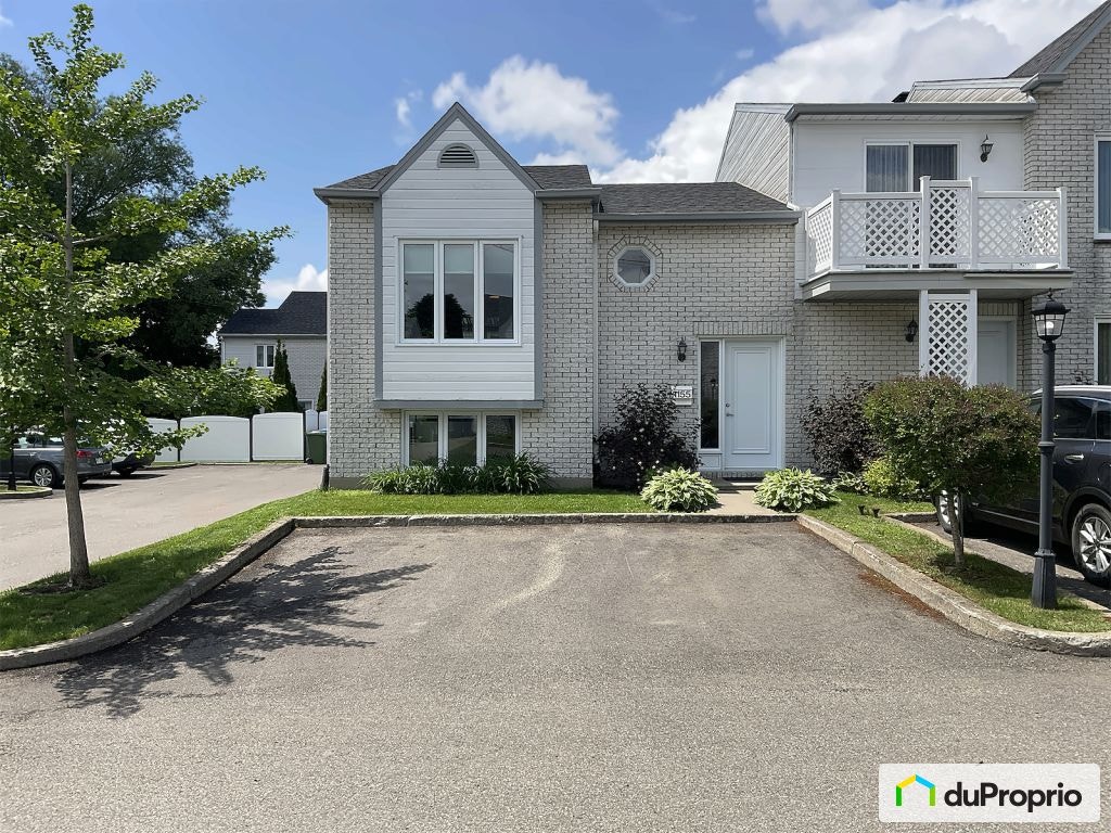 $399,500 - Townhouse for sale in Lebourgneuf — photo 1
