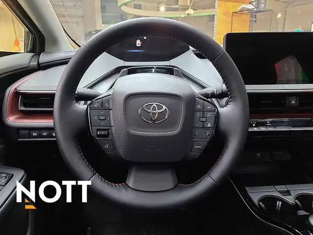 2025 TOYOTA PRIUS PLUG-IN HYBRID XSE - | No Accidents in Cars & Trucks in Winnipeg - Image 17