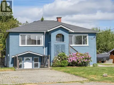 Welcome to 2962 Millgrove St! This is an amazing 3 bedroom 2 bathroom home with a 1 bedroom self con...