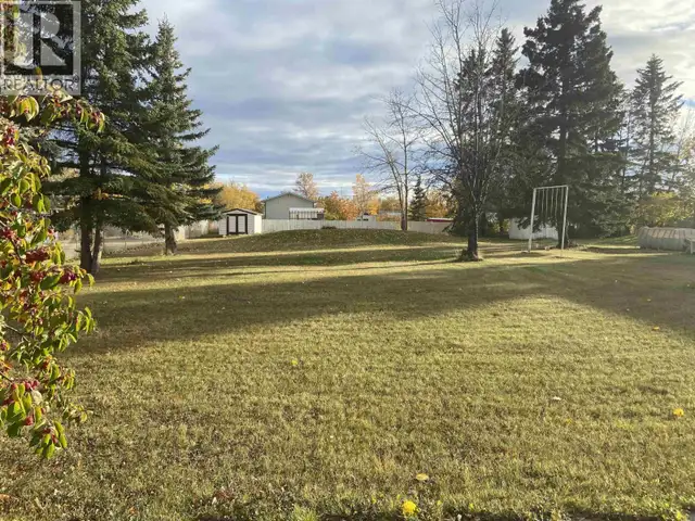 12279 COTTONWOOD AVENUE Fort St. John, British Columbia in Houses for Sale in Fort St. John - Image 3