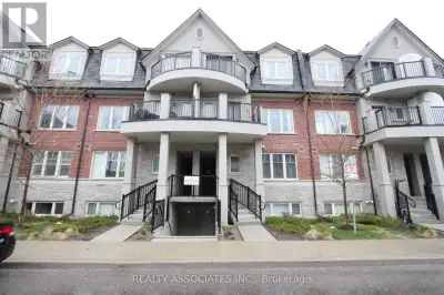 16 - 1 EATON PARK LANE Toronto (L'Amoreaux), Ontario