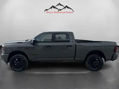 LOTS OF OPTIONS ON THIS 2026 RAM 3500 CREWCAB INCLUDING A 6.7 CUMMINS DIESEL, NIGHT EDITION APPEARAN...