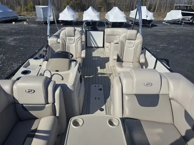 2020 Princecraft QUORUM 23 XT in Powerboats & Motorboats in Québec City - Image 12