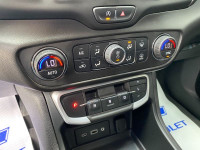 Discover the 2022 GMC Terrain SLE: A Harmonious Blend of Style, Performance, and Comfort for the Dis... (image 6)