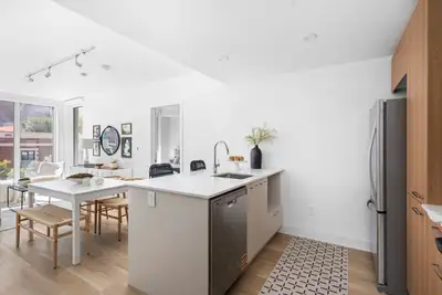 3.5 Condo neuf à louer Ville-Marie-tout inclus-Champlain, View more