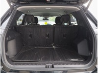 2018 CHEVROLET EQUINOX PREMIER - NO ACCIDENTS - ONE OWNER - BACKUP CAMERA - HEATED FRONT SEATS - PUS... (image 9)