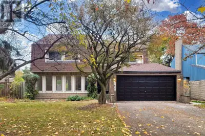 1620 HOWAT CRESCENT Mississauga (Lorne Park), Ontario
