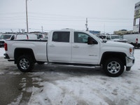 6 L, V8, 2500 HD, auto ,air ,tilt, cruise, Media center radio w bluetooth. This truck is work ready.... (image 3)