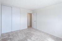 Ideally situated between central Ottawa and Gatineau Park, Le Salaberry combines affordable convenie... (image 4)