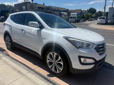 2014 SANTA FE SPORT SE 2.0L 4 CYLINDER AWD LOADED 140,000 KM NO ACCIDENT CARFAX AVAILABLE! TWO OWNER...