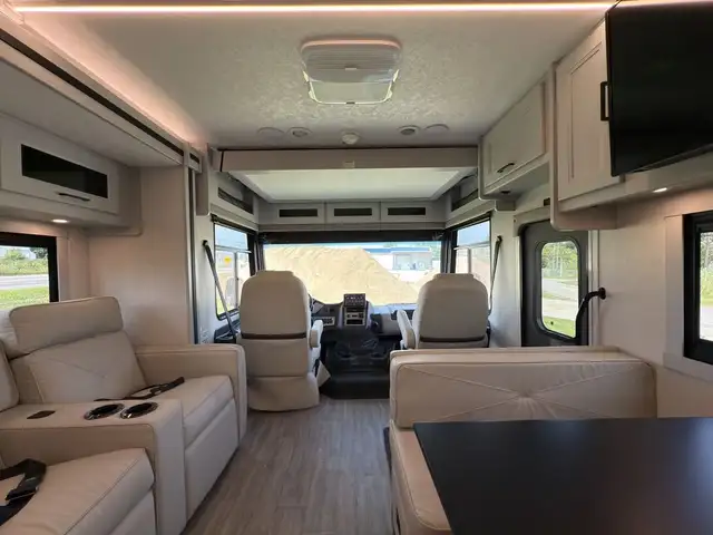 2026 Coachmen Mirada 29FW Motorisé classe A 2026 Coachmen Mirada in RVs & Motorhomes in Lanaudière - Image 16