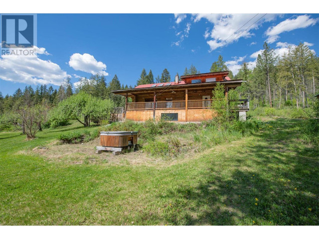 193 North Fork Road Cherryville, British Columbia in Houses for Sale in Vernon - Image 3