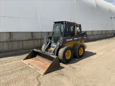 Hours: 876 | Location: Regina, SK, CA | Operators Station: Cab w/ AC; Operators Station: Hi-Flo; Pow...