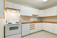 Welcome to your future home! Halman Heights Townhomes is an ideal location for families, young profe... (image 1)