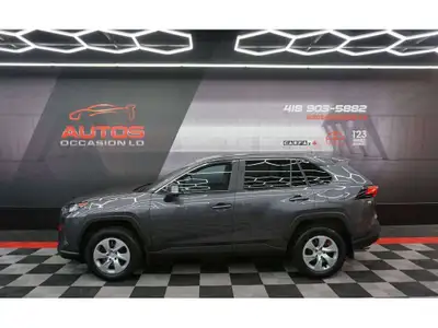 TOYOTA RAV4 LE AWD 2022 ÉDITION LE AWD 2.5 LITRES AWD TRACTION INTÉGRALE ** BAS KILOMÉTRAGE ** 1 SEU...