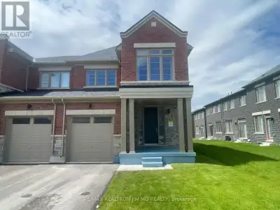212 THOMPSON DRIVE East Gwillimbury (Holland Landing), Ontario
