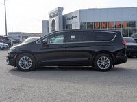 Check out this 2025 Chrysler Pacifica Select. Its Automatic transmission and Regular Unleaded V-6 3.... (image 4)