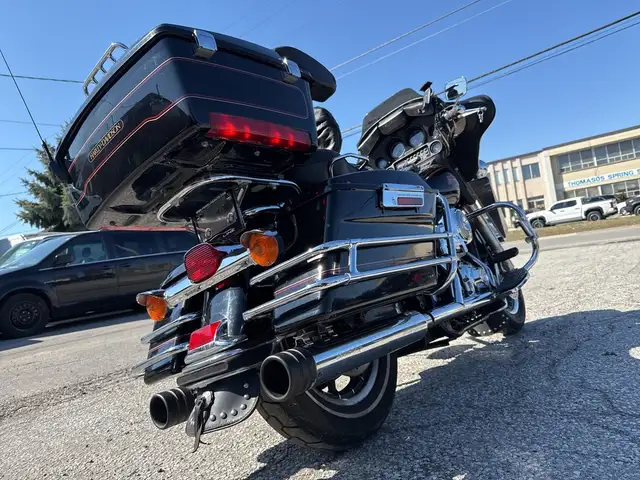 2001 Harley-Davidson Electra Glide Classic ~ ELECTRA GLIDE ~ 88C in Sport Touring in City of Toronto - Image 14