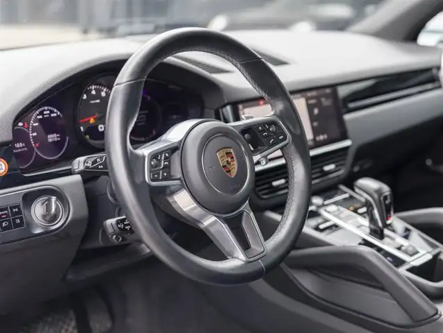 2021 Porsche Cayenne Base5783111131575193624