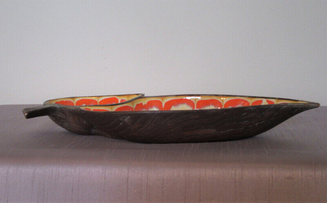 Vintage USA Treasure Craft Chip and Dip Plate, MCM Crudités Dish in Arts & Collectibles in City of Montréal - Image 2