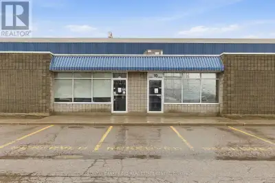 Rare ground floor office sublease opportunity located within a large industrial building totalling o...