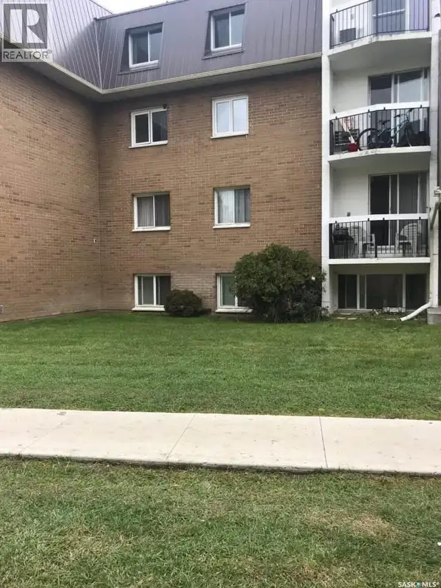 31 & 51 Centennial STREET Regina, Saskatchewan in Commercial & Office Space for Sale in Regina - Image 3