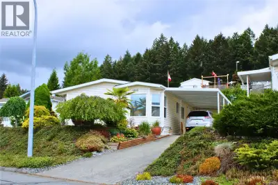 Welcome to relaxed, low-maintenance living in Willow Park, a desirable adult-oriented manufactured h...