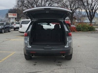 2023 Chevrolet Traverse LT AWD Versatile, comfortable, and ready for anything this 2023 Chevrolet Tr... (image 7)