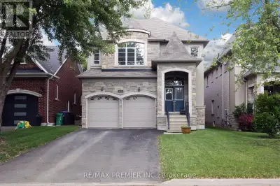 1525 BARBERTOWN ROAD Mississauga (East Credit), Ontario