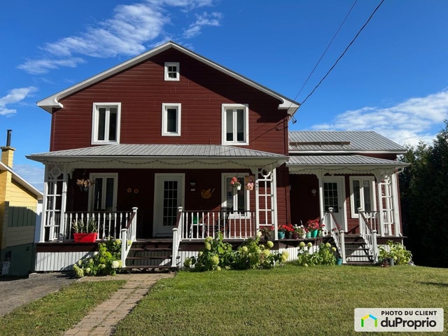 $479,000 - 2 Storey for sale in Petite-Riviere-St-Francois — photo 1