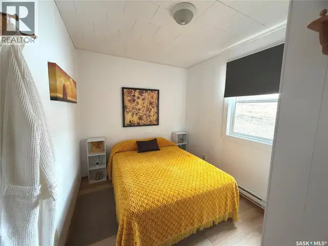 517 Demaer Bay Katepwa Beach, Saskatchewan in Houses for Sale in Regina - Image 6