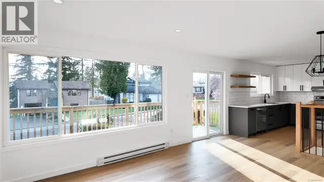 4644 Macintyre Ave Courtenay, British Columbia in Houses for Sale in Comox / Courtenay / Cumberland - Image 13
