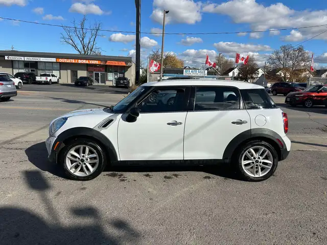2012 MINI Cooper Countryman Countryman in Cars & Trucks in St. Catharines - Image 10