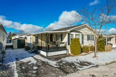 FOR SALE - STEPS TO WALKING TRAIL … 353-3033 Townline Road (Cricket Lane) is a 2 bedroom, 2 bathroom...
