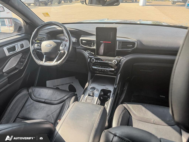 2022 Ford Explorer ST5937137952548556817