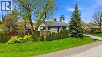 Beautiful bungalow in the highly sought-after South West Oakville community situated on a premium ov...