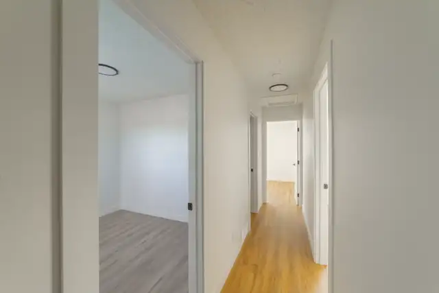 Recently renovated townhomes in NW Edmonton | Enjoy the playgrou in Long Term Rentals in Edmonton - Image 10