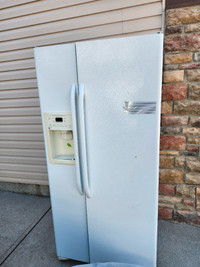 Free GE Refrigerator ( not working )
