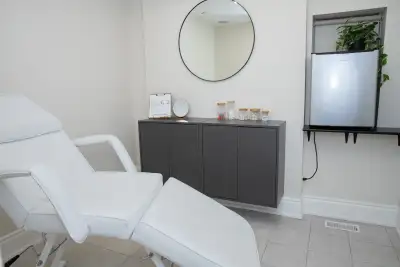 Private Rooms for Rent – Beauty Professionals, View more
