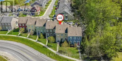 This gently used, original owner townhouse condo offers the perfect blend of comfort, convenience an...