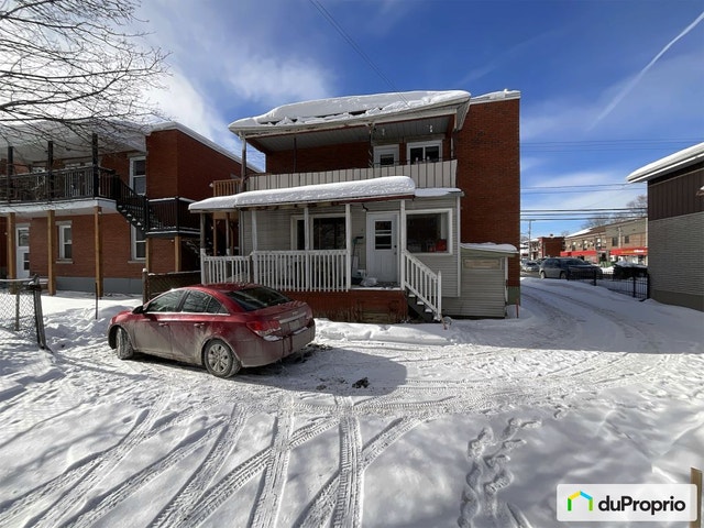 $479,000 - Triplex for sale in Sherbrooke (Mont-Bellevue) — photo 2