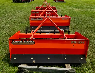 New aged spec, 54in. for BX, B, LX and L New/Used : Used Condition : Excellent Kubota Kubota BB1254...